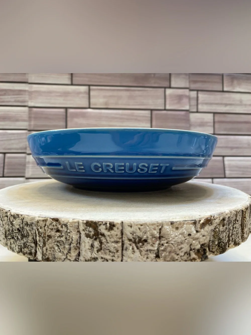 Le Creuset ❤️Stoneware  Derp Round Dish  M 20cm 7.75” Azure Blue NWT
